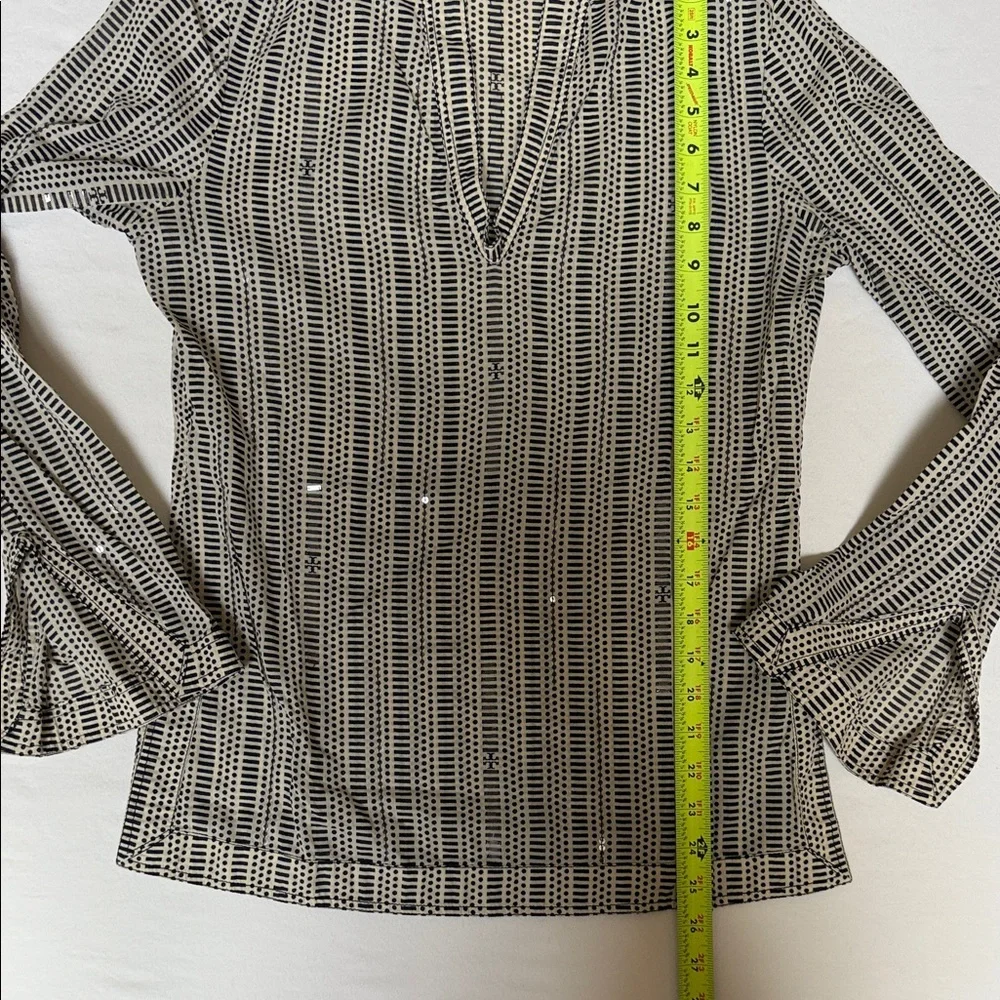 Tory Burch stylish monochrome